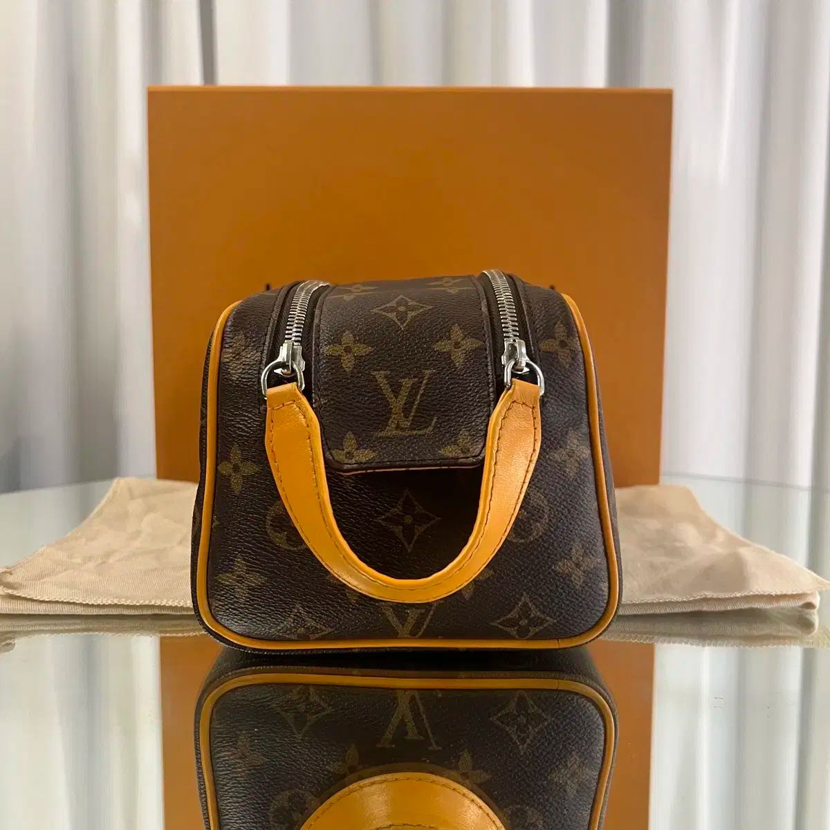Vuitton