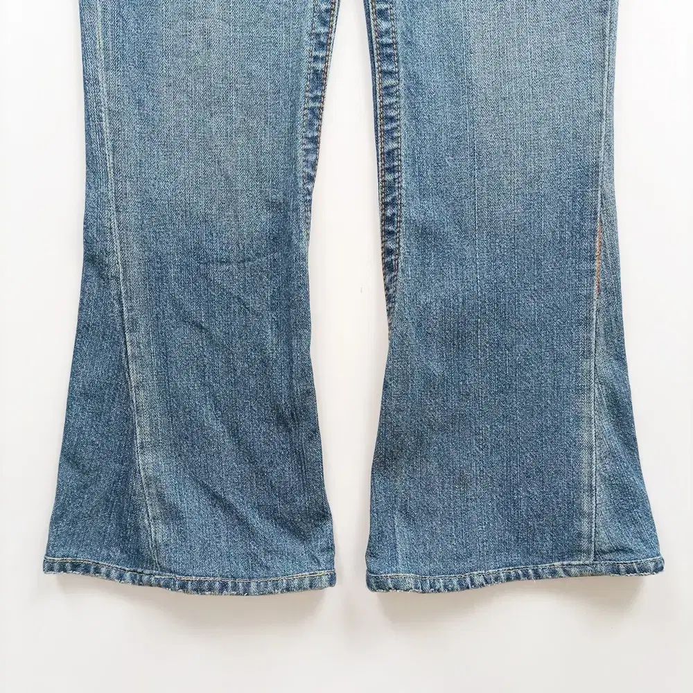 True Religion トゥルーレリジョン ブーツカットデニム サイズ29 True Religion トゥルーレリジョン ジーンズ ブーツカット
