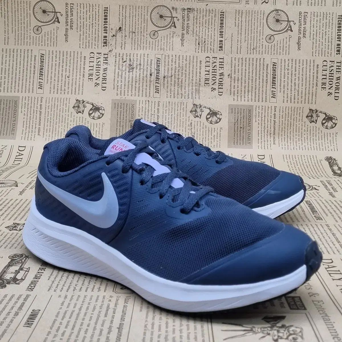 NIKE(ナイキ) スターランナー レディースランニングシューズ 240