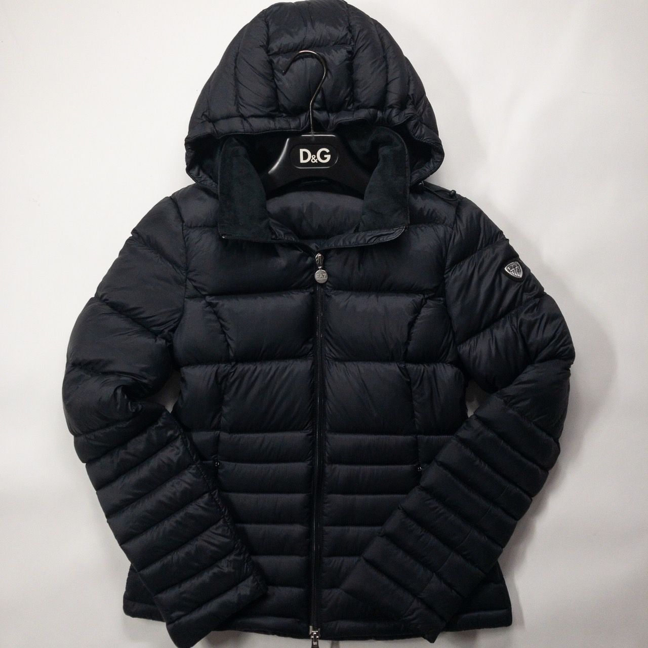 極美品EA7 EMPORIO ARMANI エンポリオアルマーニ ダウン 極美品EA7 EMPORIO ARMANI エンポリオアルマーニ ダウン