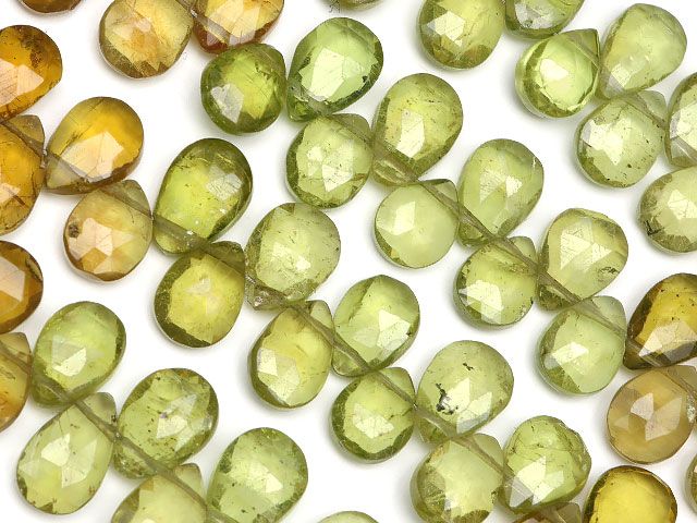 グロッシュラーライトガーネット ペアシェイプカット 6～9mm【1連販売