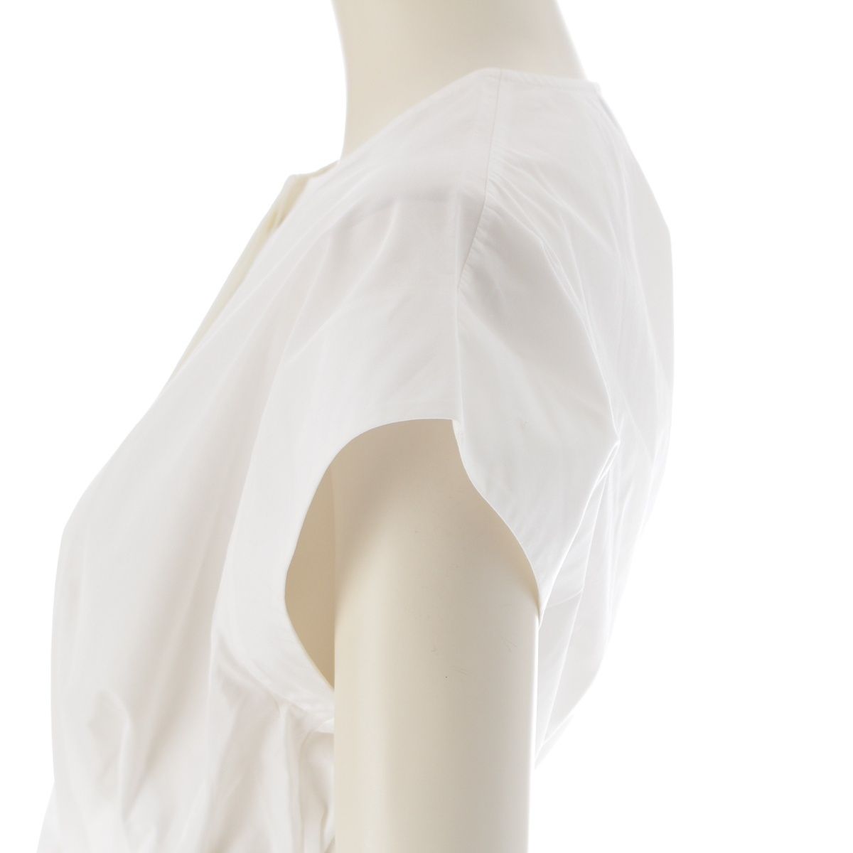 フ ノースリーブ