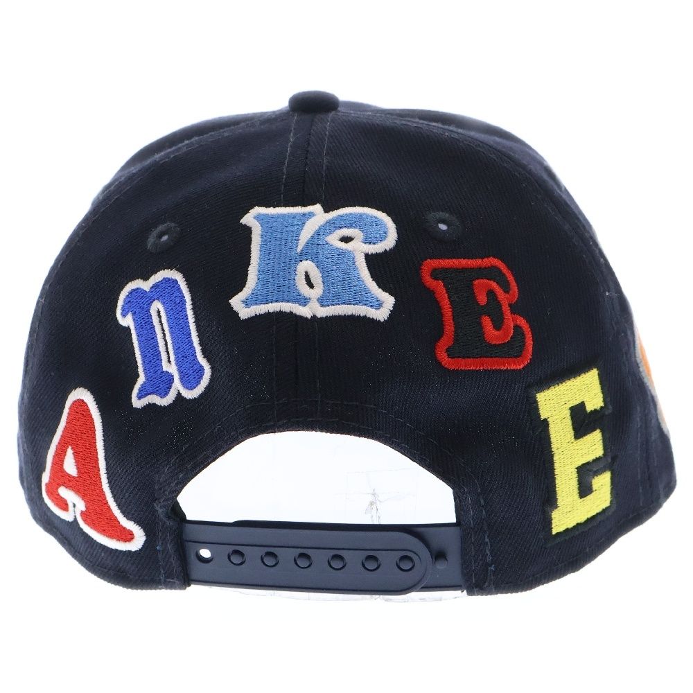 ×MLB