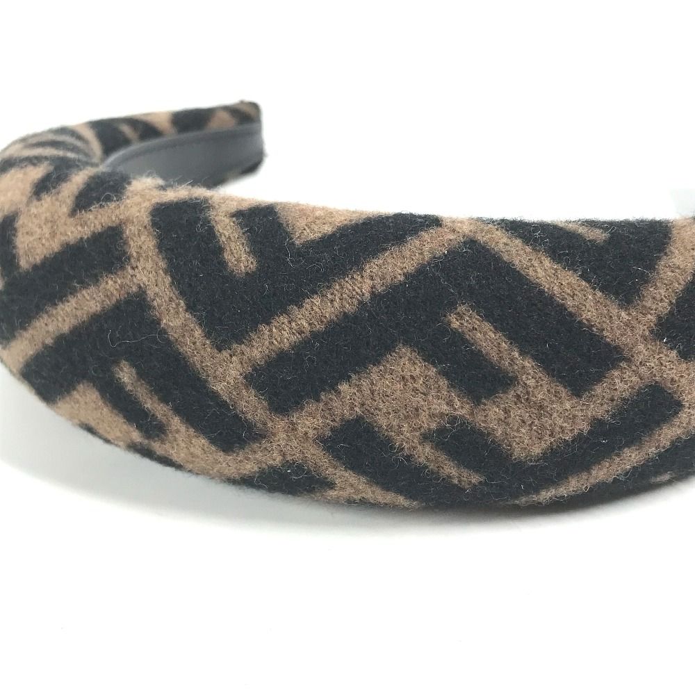 FENDI カチューシャ　皮 カチューシャ レザー ブラック ホワイト ロゴ フェンディ – RECLO