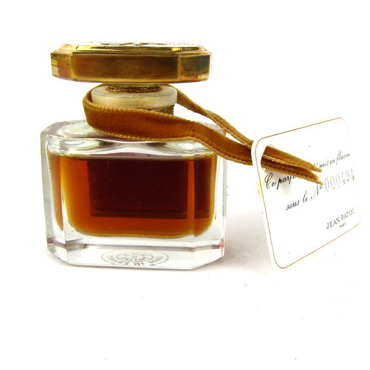 新品未使用 ジャンパトゥ 1000 ミル 15ml パルファム PATOU 【訳有り】 ジャン パトゥ 1000 ミル パルファム BT 15ml