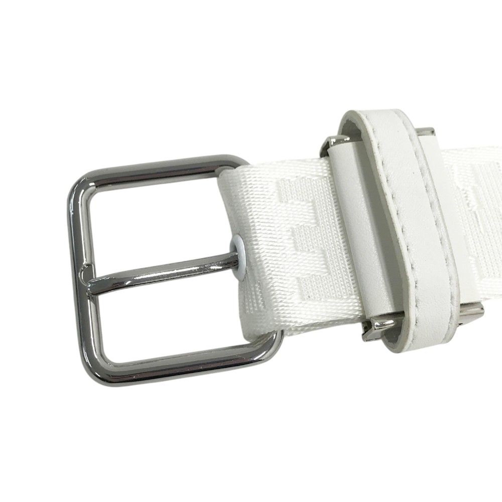 新品未使用☆V12 VTWELVE ヴィトゥエルヴ ベルト 白 ホワイト V12 ヴィトゥエルヴ ベルト ロゴ総柄 ホワイト系 [240101434658