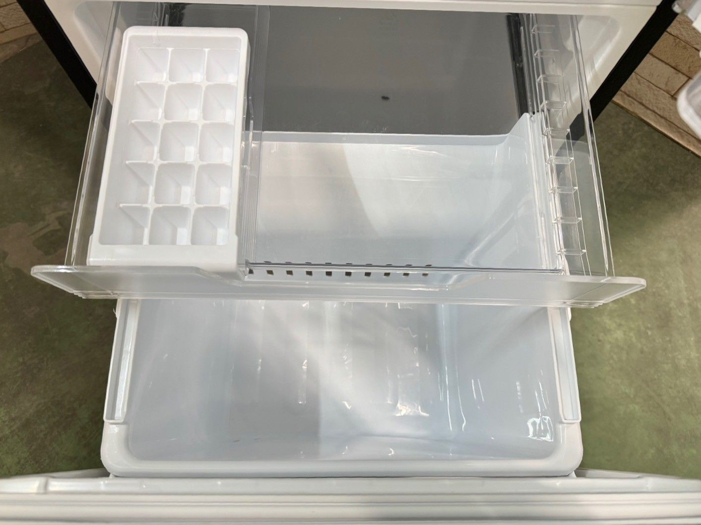 大阪送料無料☆3か月保障付き☆冷蔵庫☆東芝☆2ドア☆2020年☆GR-R15BS