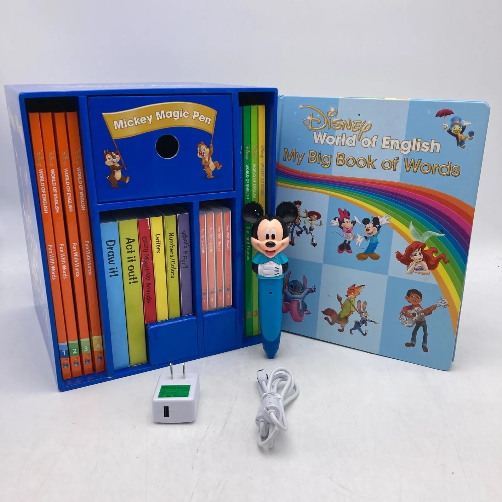 美品 Fun and Games 1-4 ミッキーマジックペン 絵本 DWE