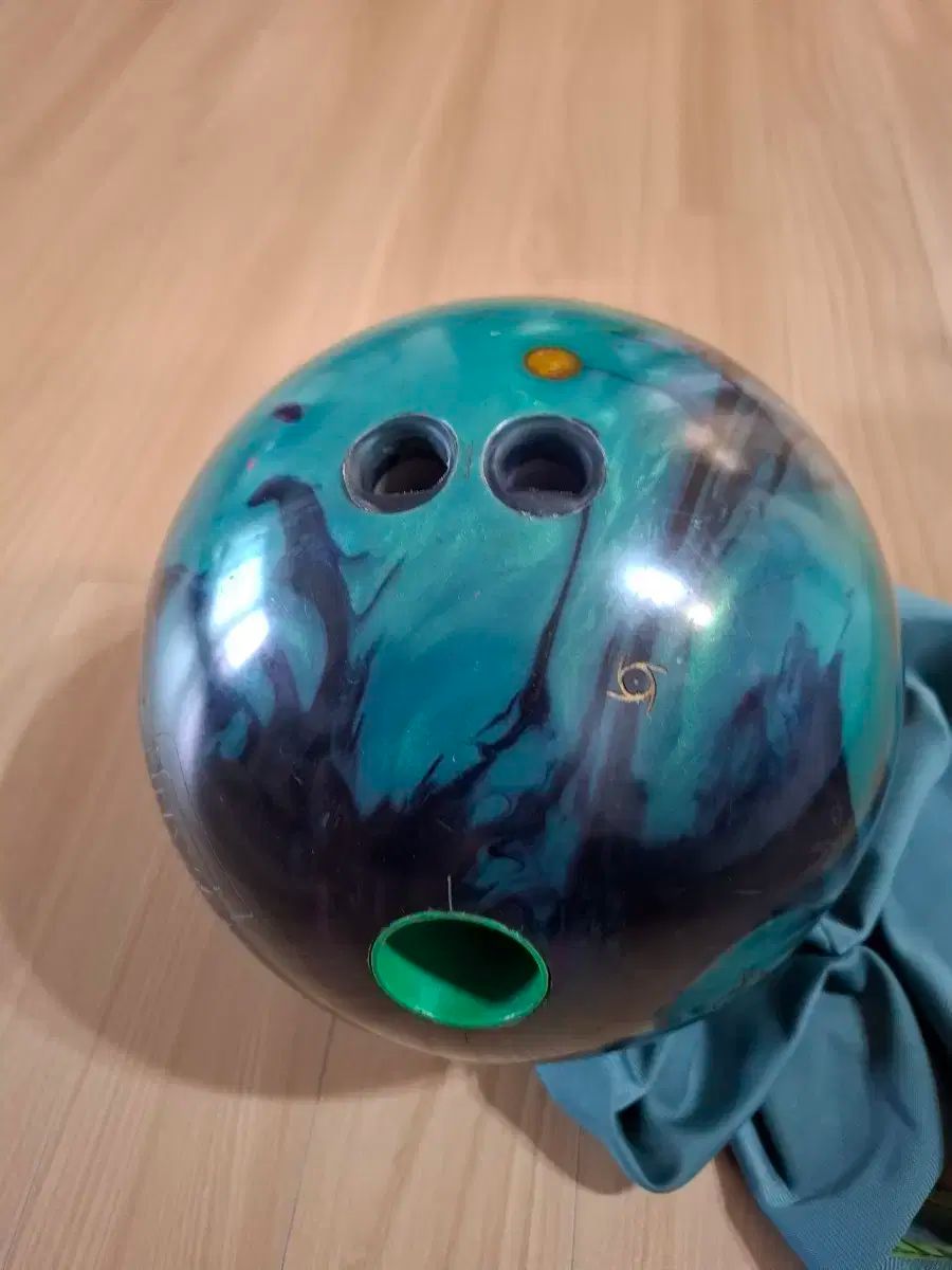 ストーム サミット15P 美品】ストーム サミットピーク ボウリング