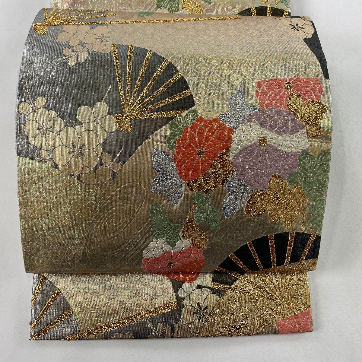 袋帯 美品 秀品 扇 菊 箔 金色 六通 正絹 【中古】 - メルカリ