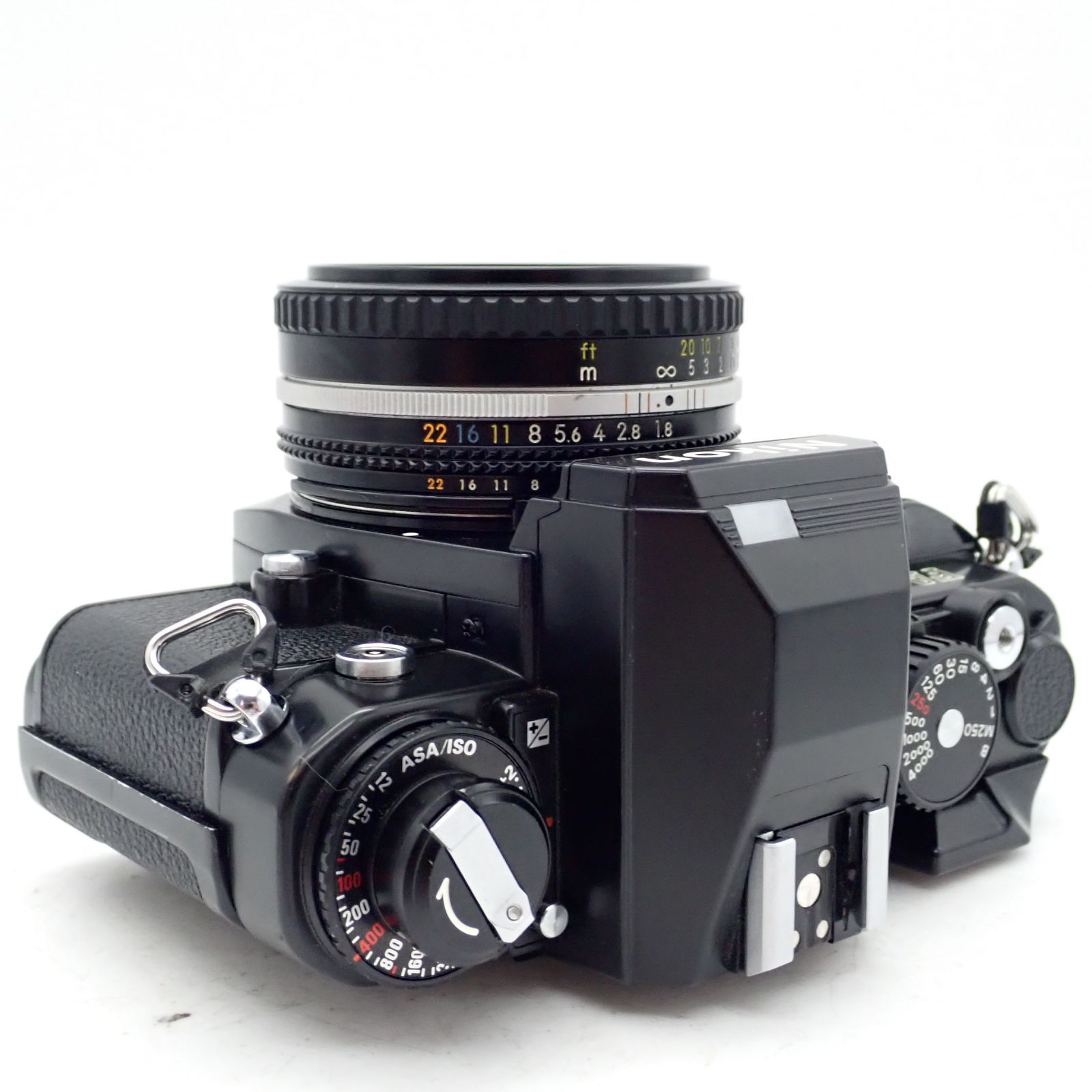 パンケーキレンズ