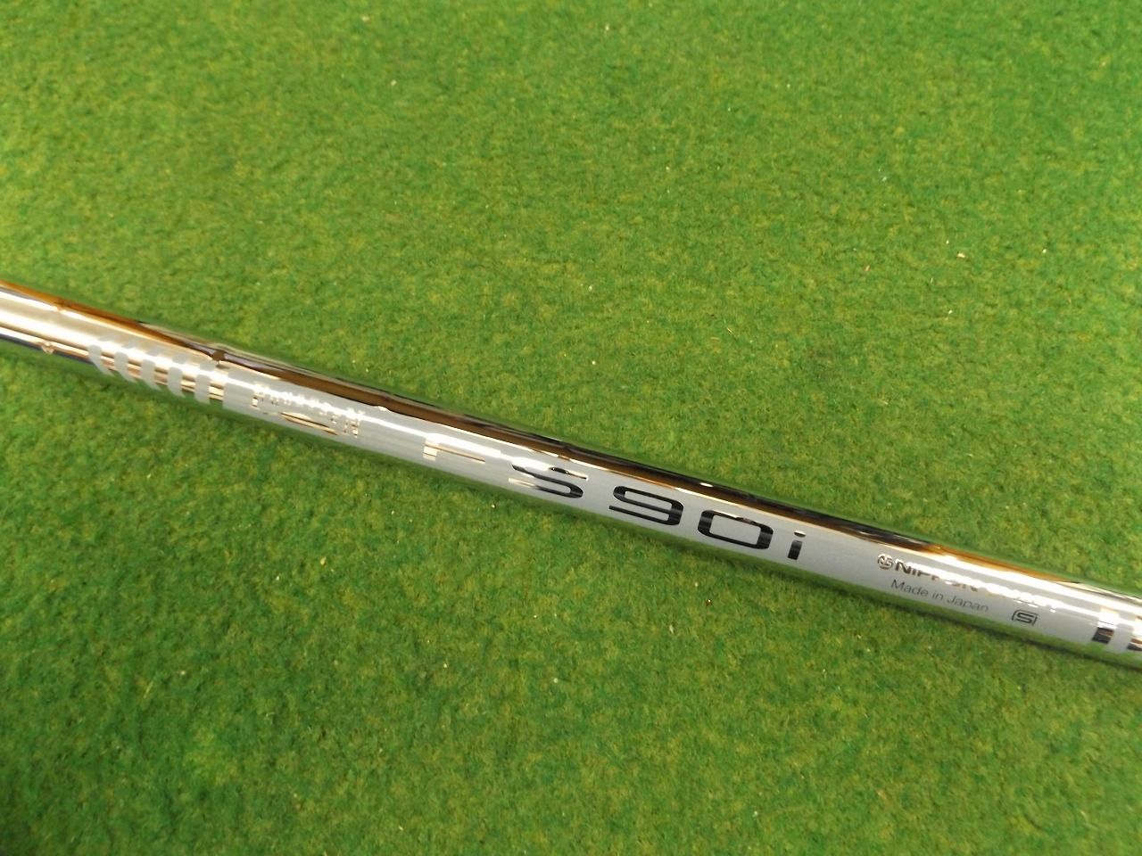 パールサテン 46°-08°