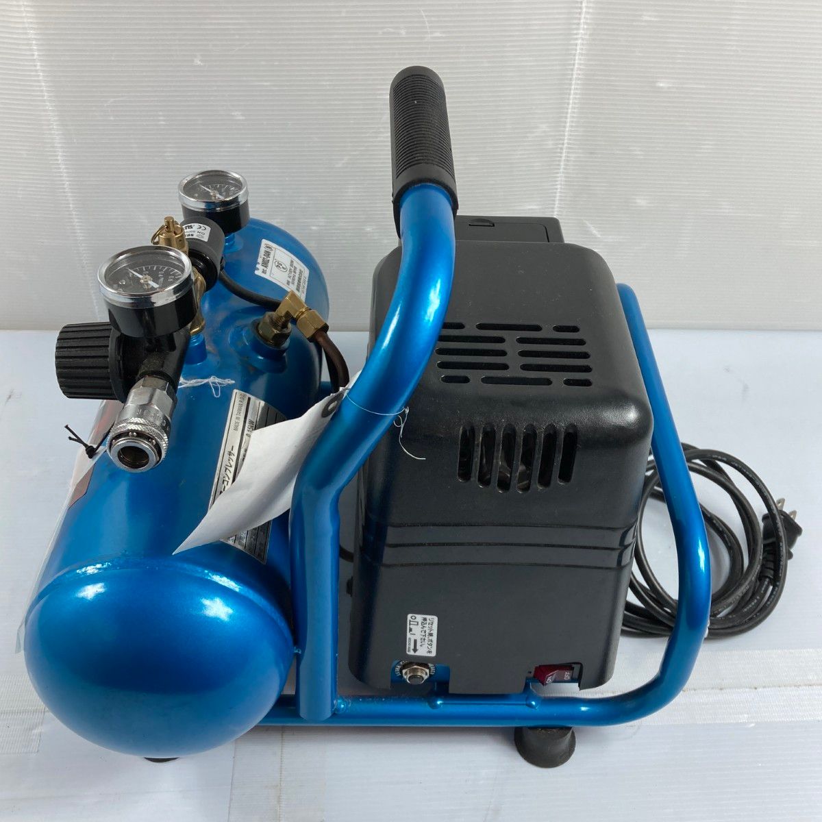 ＊＊藤原産業 一般圧 オイルレスエア―コンプレッサー PUMA タンク容量4L AM02-04N N ブルー HRDEVELOPMENT_JP