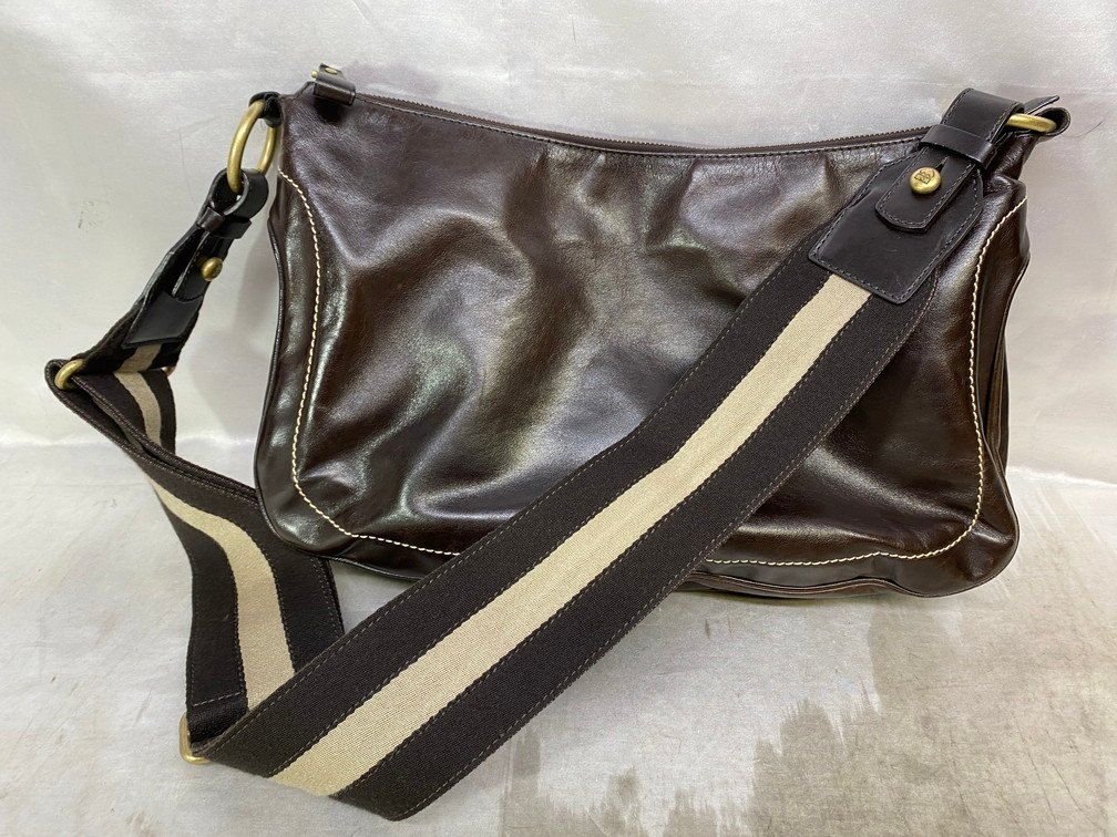 BALLY バリー レザーショルダーバッグ イタリア製 ユニセックス BALLY