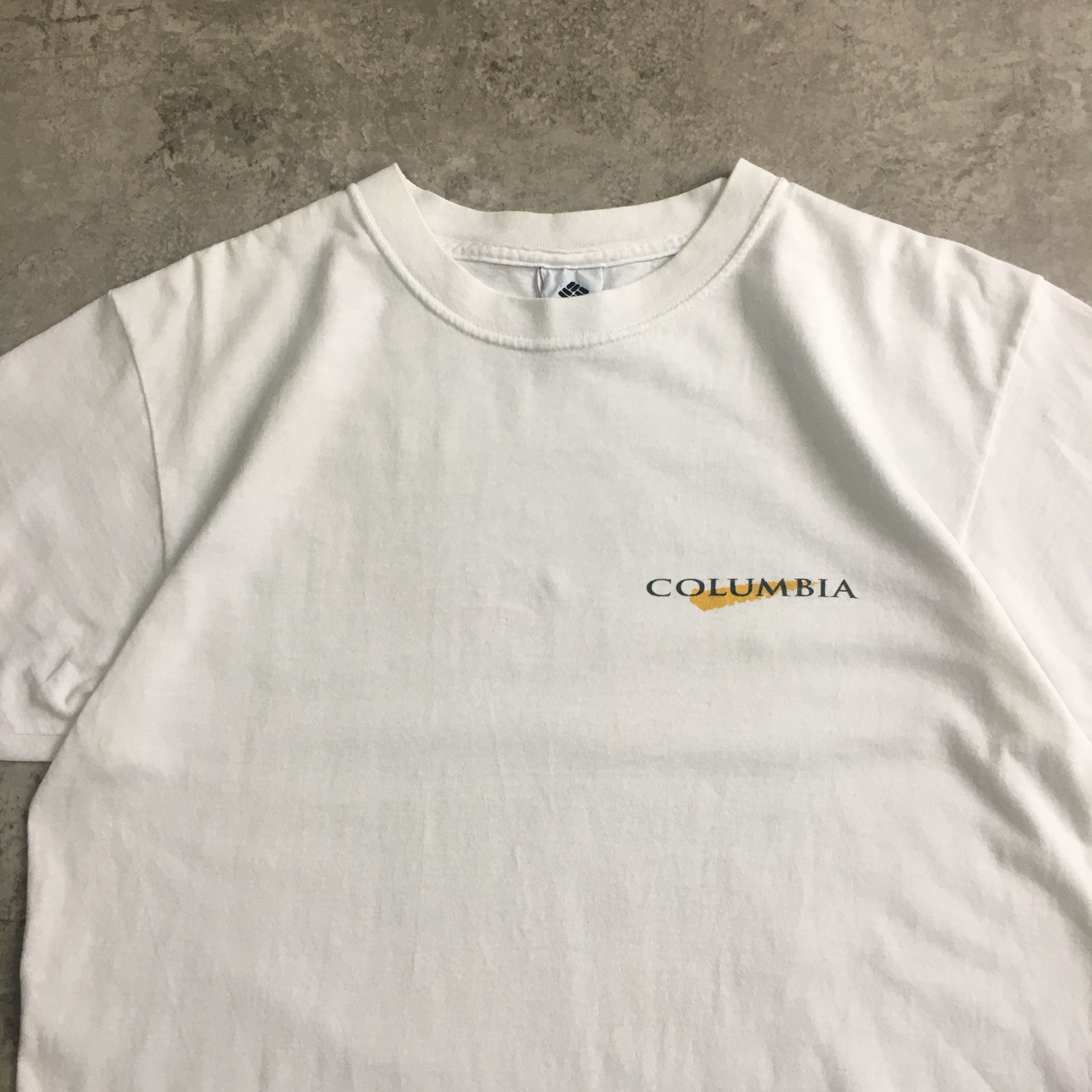 90s USA製 Columbia Famous Trout Spots Back Printed T-shirt 