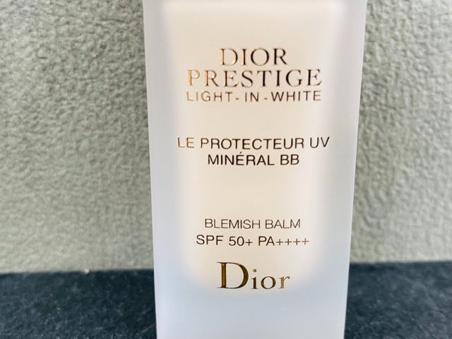 未使用  Dior プレステージ ホワイト ルプロテクター UV ミネラル BB 01 30ml (SPF 50+/PA++++) 日焼け止め・化粧下地 Christian Dior クリスチャン ディオール フランス/53394-2