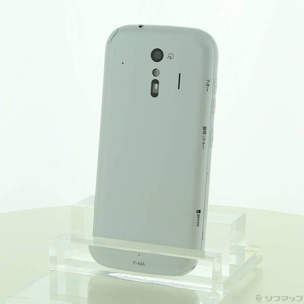 〔中古品〕 らくらくスマートフォン 32GB ホワイト F-42A docomoロック解除SIMフリー【269】