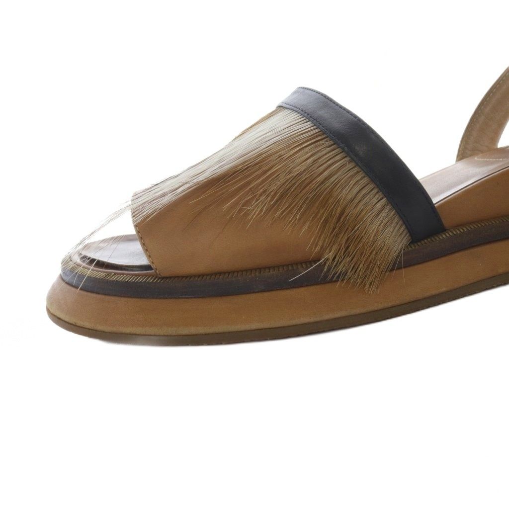 DRIES VAN NOTEN☆関税込☆カーフヘアストラップ サンダル dries van noten 黒 スエード ストラップサンダル 36 - メルカリ