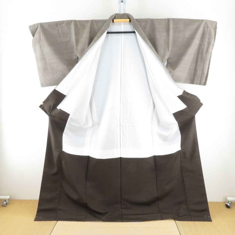 紬 着物 本場大島 誠織り 片ス式 茶色 縞模様 袷 広衿 正絹 余り布付き 仕立て上がり着物 身丈169cm