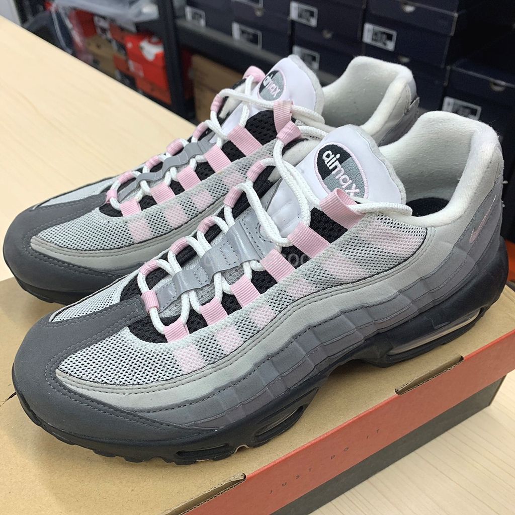中古品] NIKE AIR MAX 95 PREMIUM GUN SMOKE PINK FOAM - メルカリ 