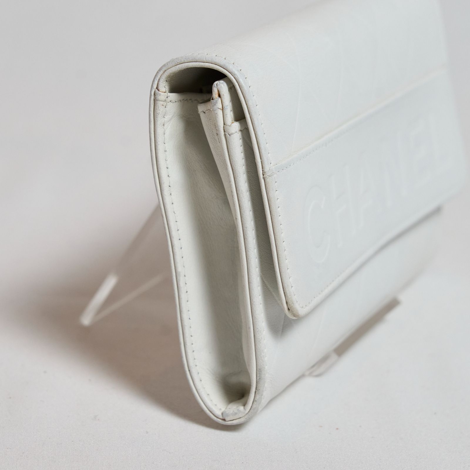 希少！美品！】CHANEL シャネル カーフスキン マトラッセ ロゴ