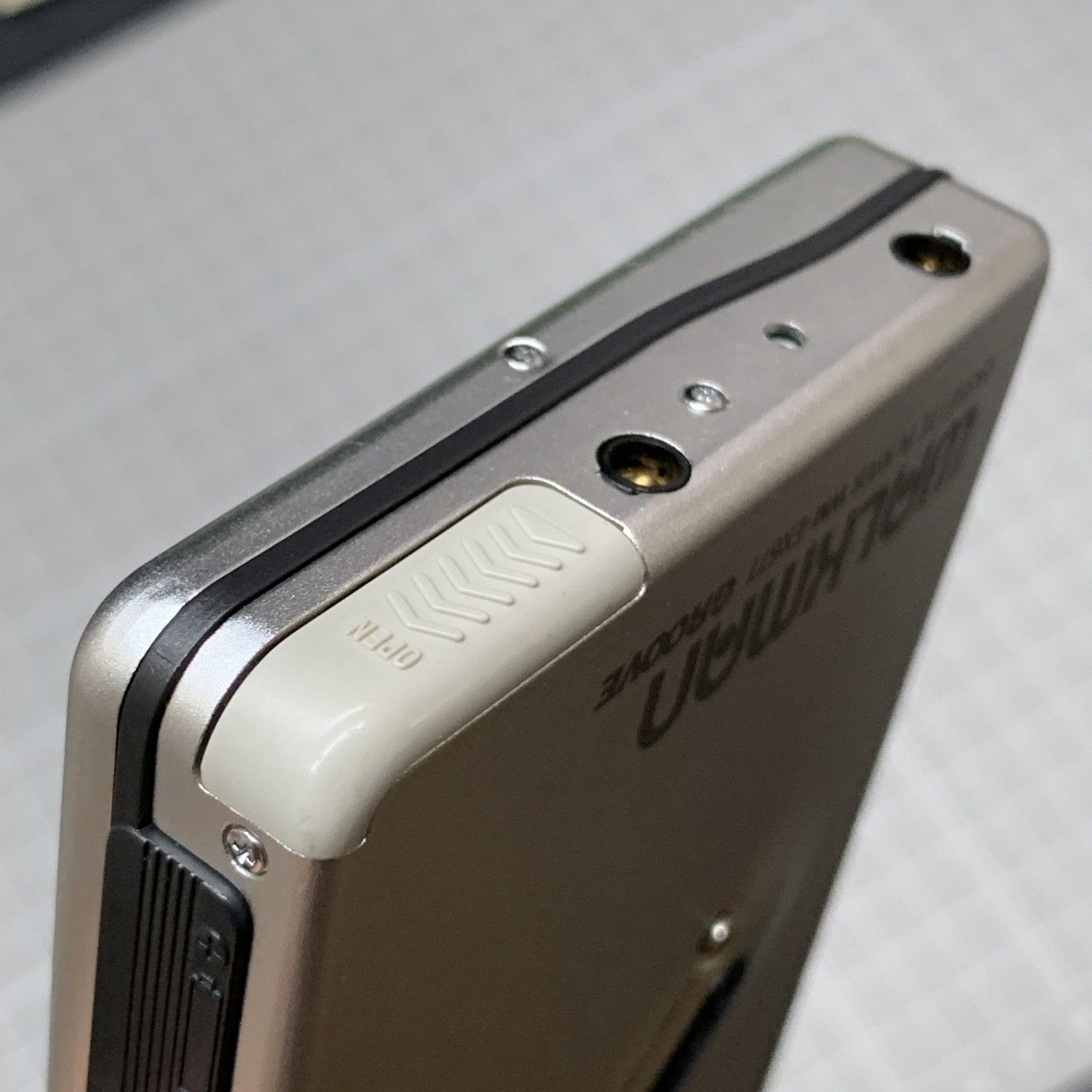  N 366 SONY ソニー ウォークマンWALKMAN WM EX 677 ポータブルカセットプレーヤー 動作未 ミュージックサーバー NAS ネットワークオーディオプレイヤー