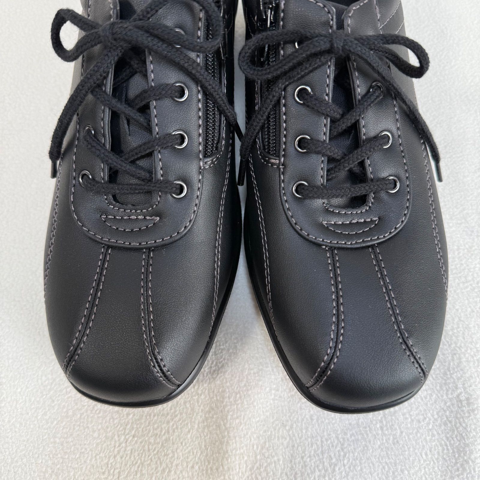 新品未使用✨ トパーズ TOPAZ サイドジップ付き レザー スニーカー