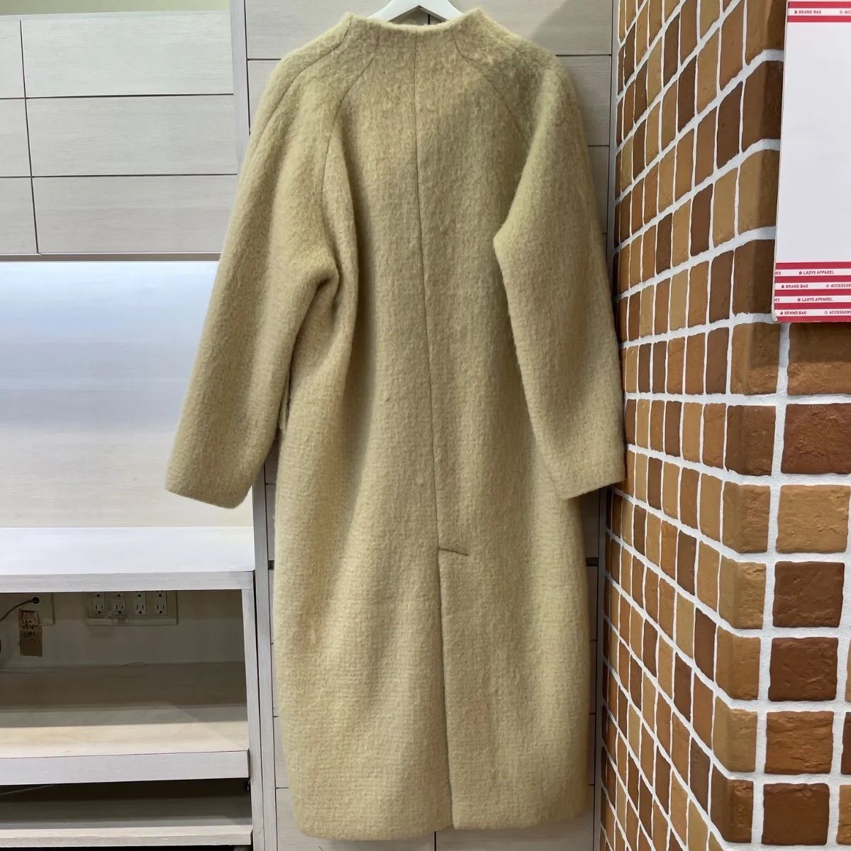 anuke【未使用に近い】Collarless Shaggy Coat anuke（アンヌーク） SALE ANUKE (アンヌーク）Collarless Shaggy Coat