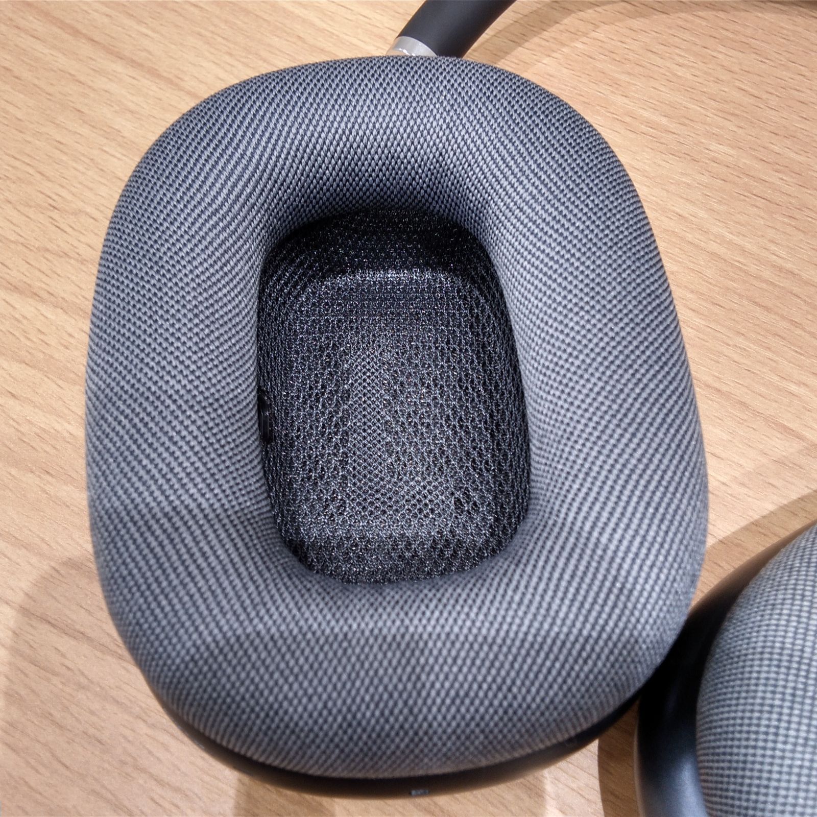 AirPodsMax