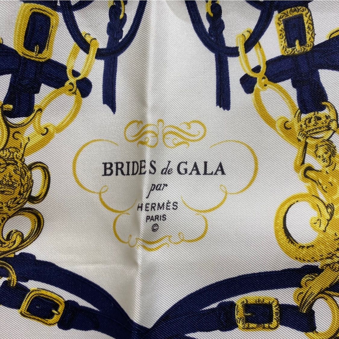 極美品　エルメス　カレ45 ガヴロッシュ Brides De Gala 送料無料 HERMES エルメス カレ45 BRIDES de GALA LOVE ホワイト ブルー