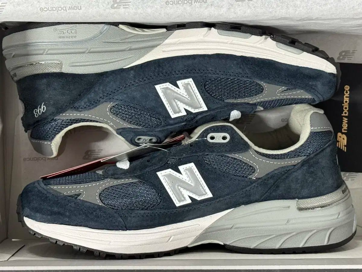 新品 New Balance(ニューバランス) 993 ネイビー ウィメンズ B （ 235mm ）
