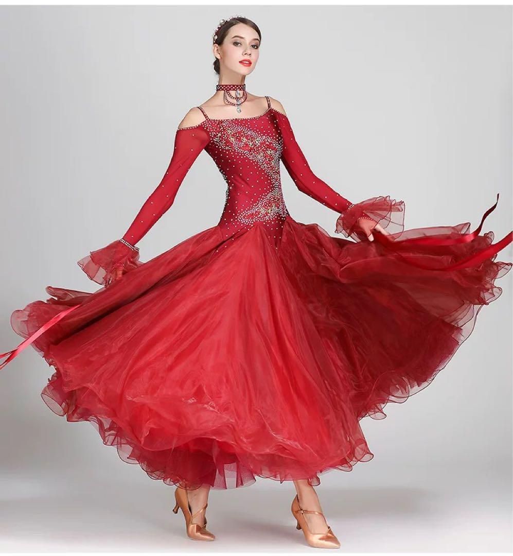 豪華ストーン付スタンダードドレス✨競技会や発表会に最適！リボンフロート付き 新品未使用豪華ストーン付スタンダードドレス 競技会や発表会に