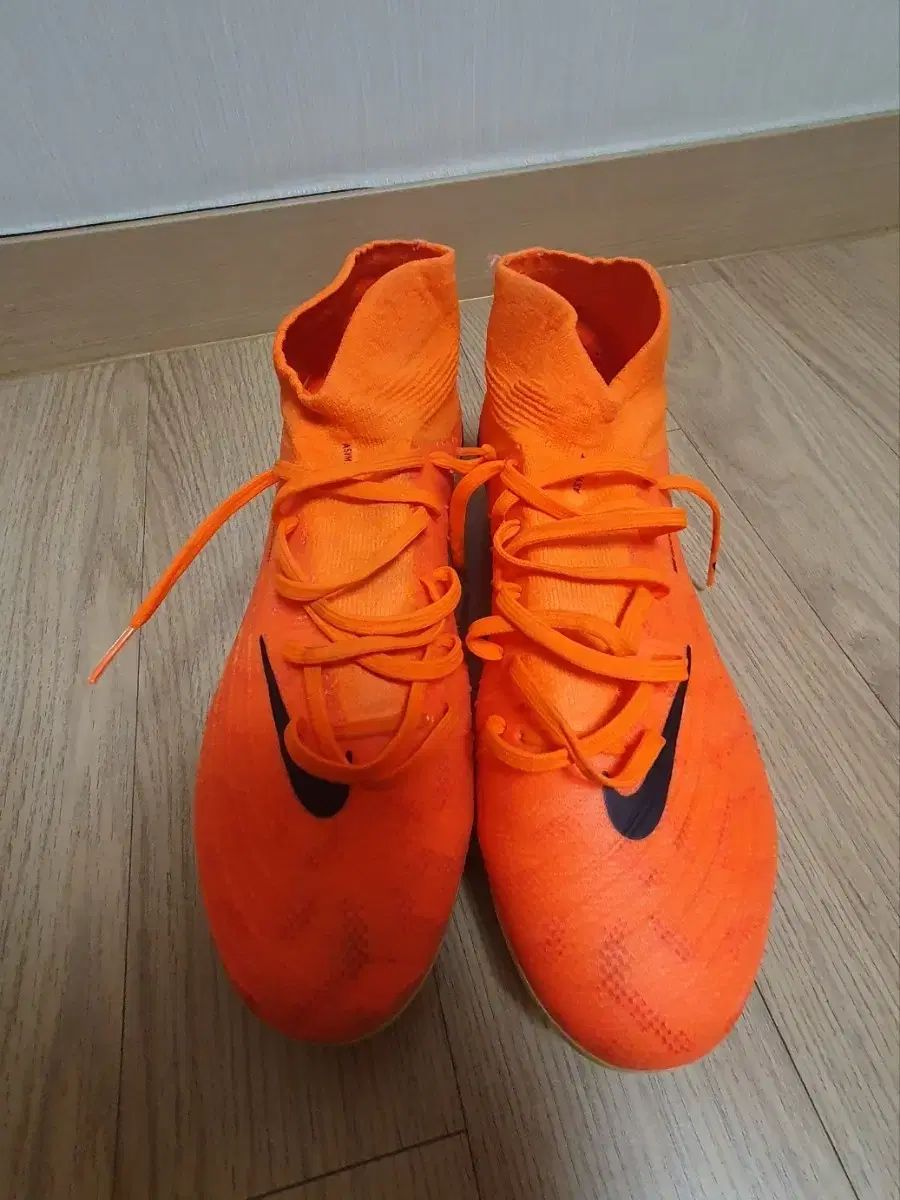 NIKE ナイキ ファントム ルナ gx エリート fg