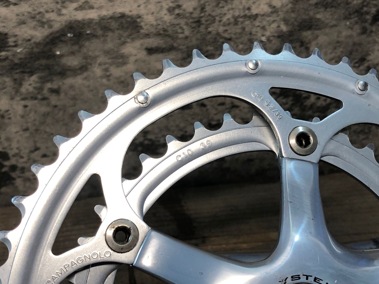 JJ552 カンパニョーロ