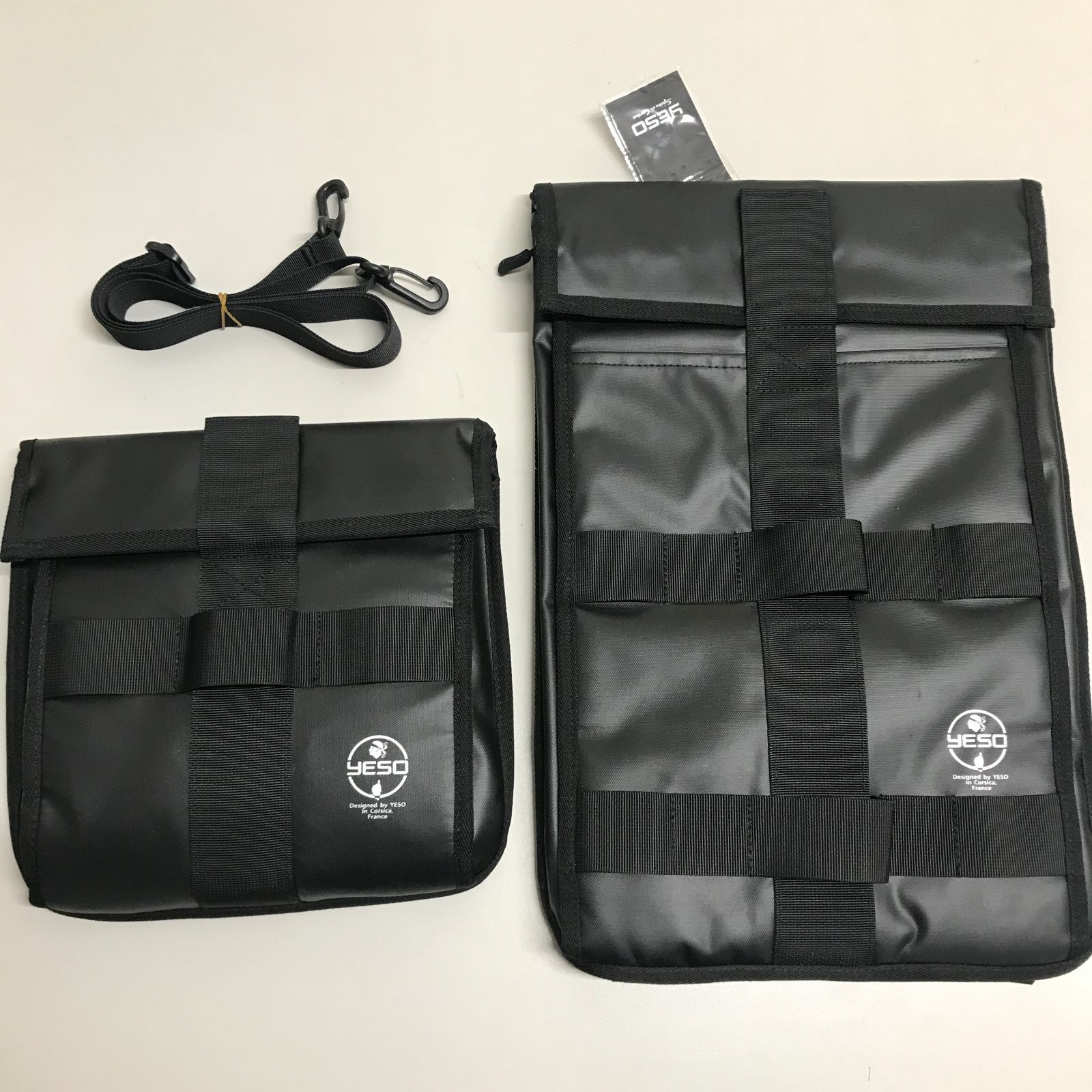 新品✨ YESO リュック バックパック 3点セット 大容量 裏地総柄 防水 