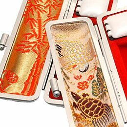 法人印鑑 ケース付き 薩摩産 本柘 角印 寸胴 15mm 会社印 ケース付き 牛革もみ皮ケース モミ革 黒色 牛革もみ おしゃれ 牛もみ ブラック 旧字 特殊文字 作成 OK プレゼントやギフトに 15 法人 印鑑