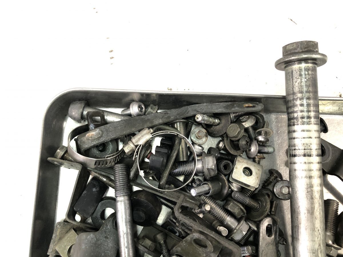 Ninja ZX-10R ZXT00C 03-04 C型 ボルト カラー ナット ネジ ステー