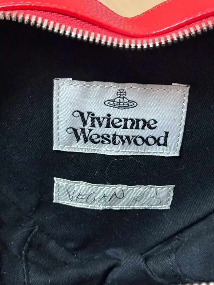 Westwood ヴィヴィアン