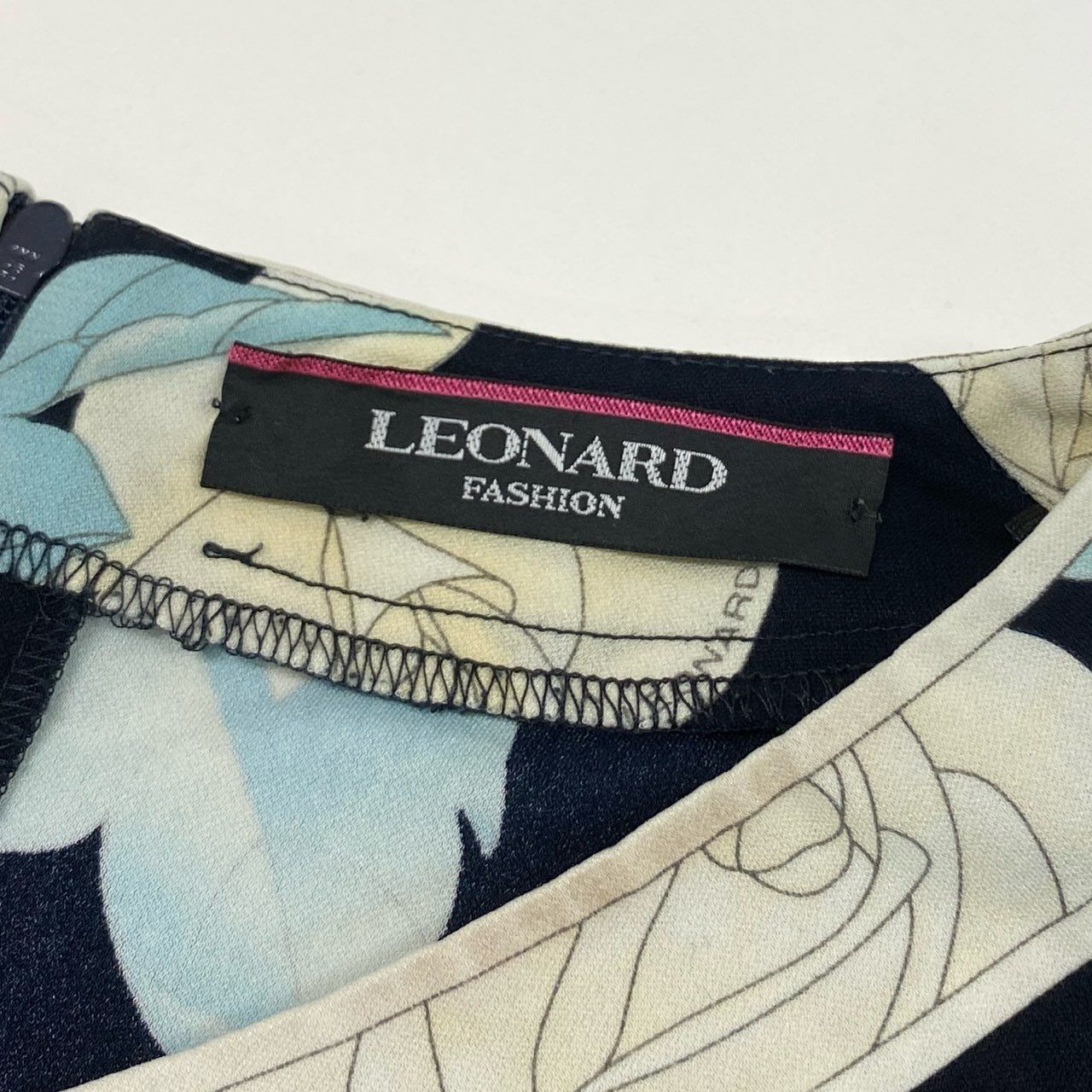 お15 超美品　レオナール　LEONARD FASHION カンカン素材長袖　L 48h15 LEONARD レオナール 長袖カットソー チュニック カンカン