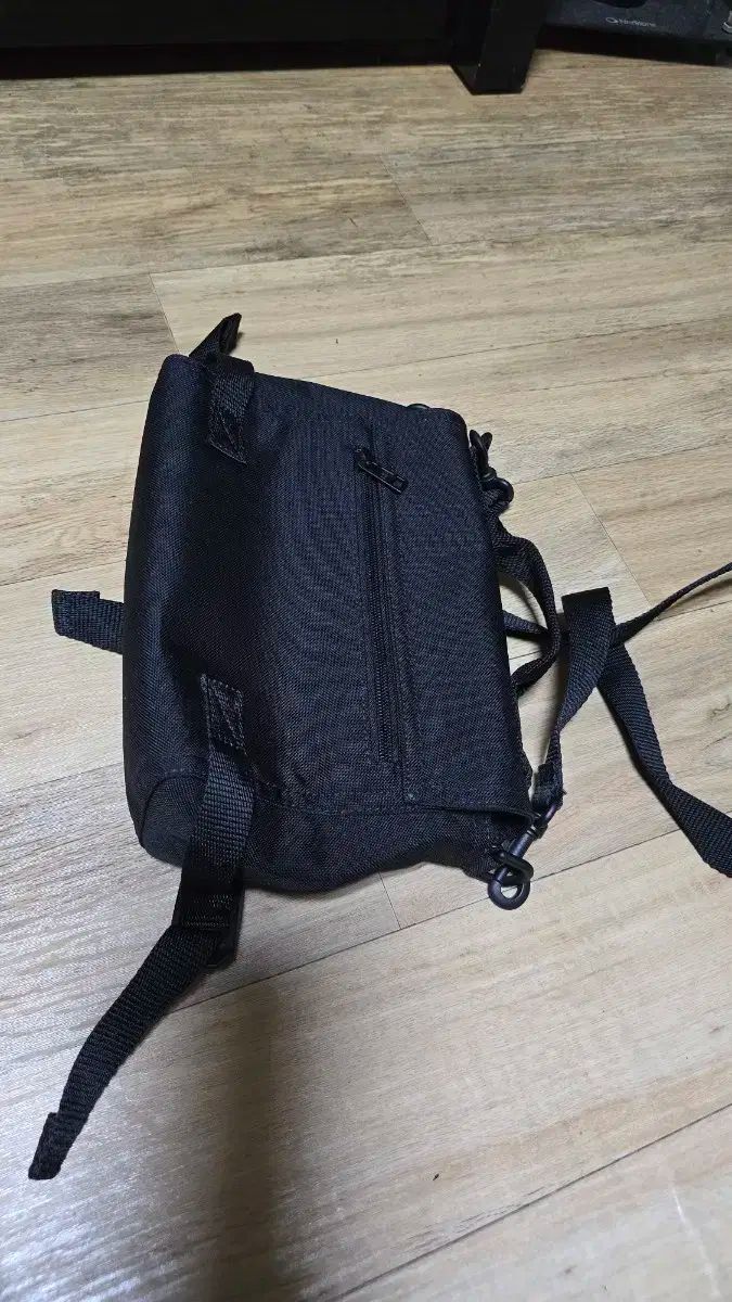 BALENCIAGA バレンシアガ AMI PARIS アミパリス クロスバッグ