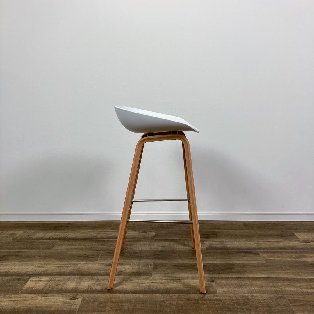 A STOOL