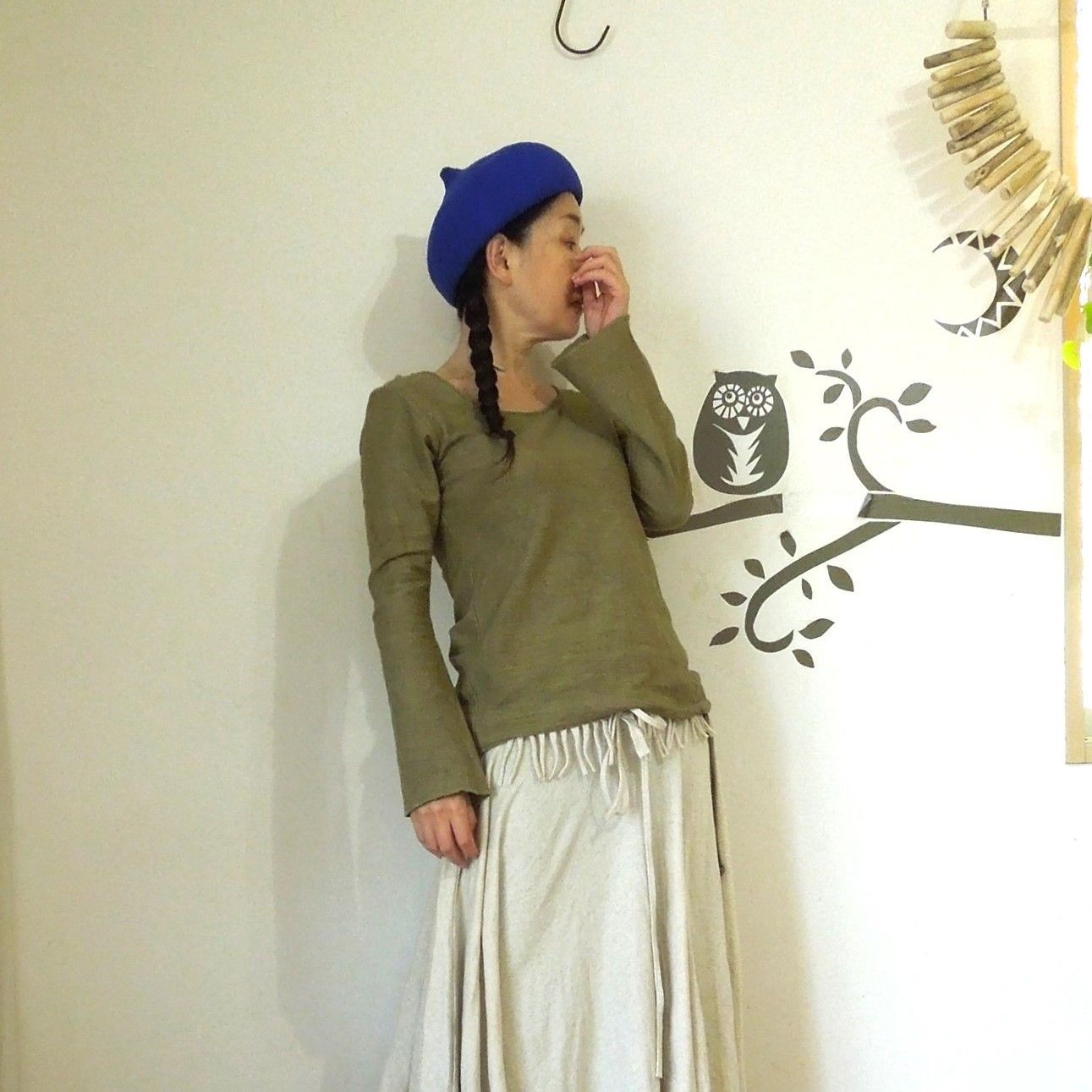 asana ヘンプコットン 厚手 フレアースリーブ○草木染めライト麻墨