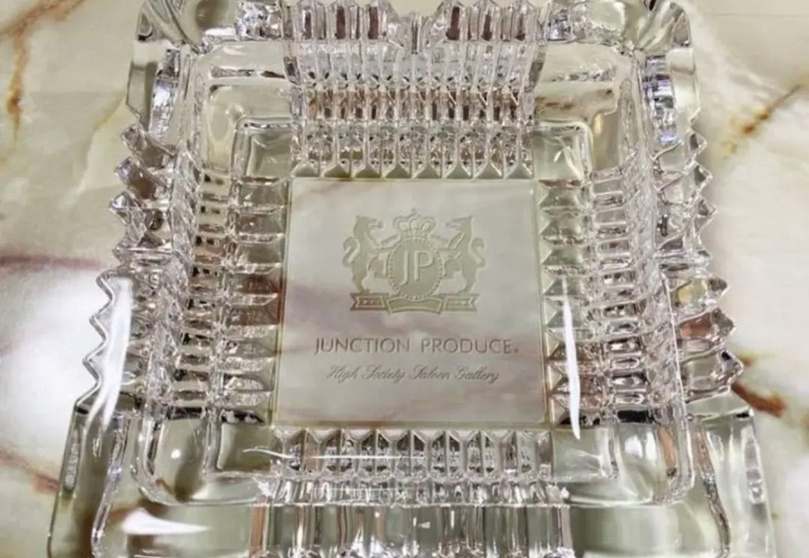 送料込み！　四角　灰皿　本物　ジャンクションプロデュース 四角 灰皿 本物 ジャンクションプロデュース - メルカリ