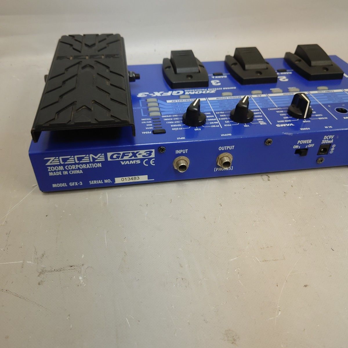 ZOOM GFX-3 ギター　マルチエフェクター 動作品】Zoom GFX-3 Guitar Effects Processor 本体のみ 送料