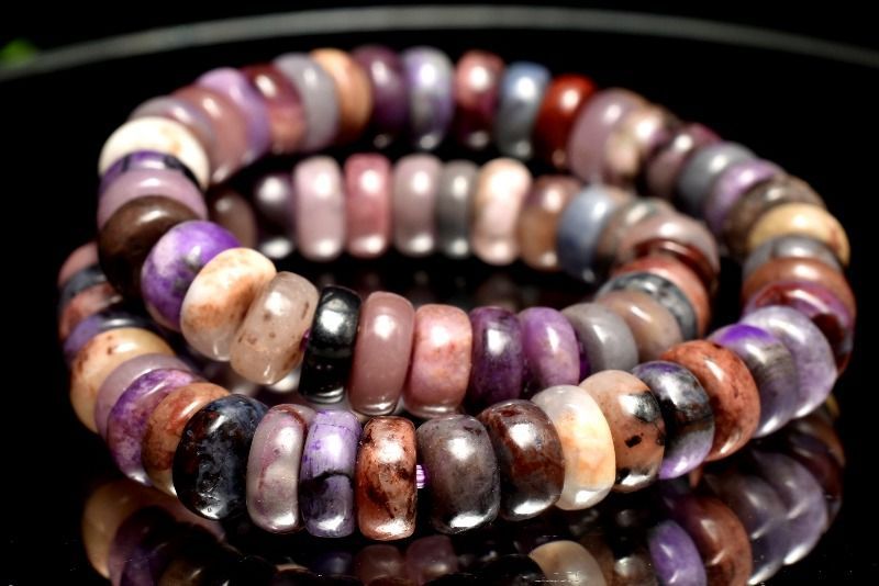 1点物】希少形状 スギライト(杉石) 2.5x5mm ボタン 1点物】希少形状 スギライト(杉石) 2.5x5mm ボタン