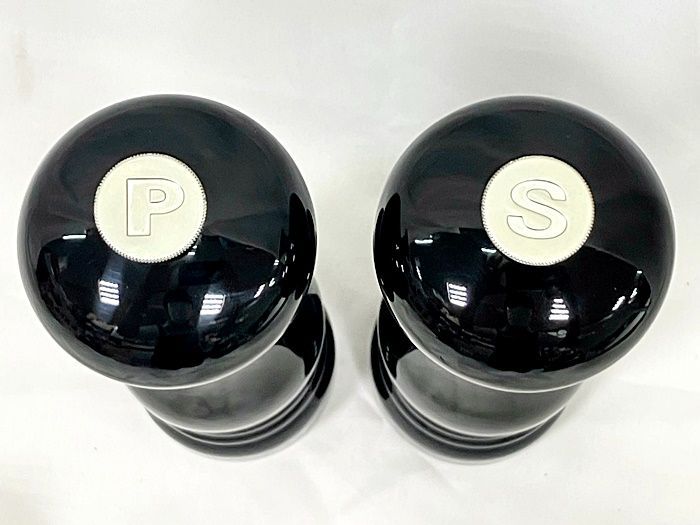 ルクルーゼ ペッパーミル＆ソルトミル 8インチ ブラック