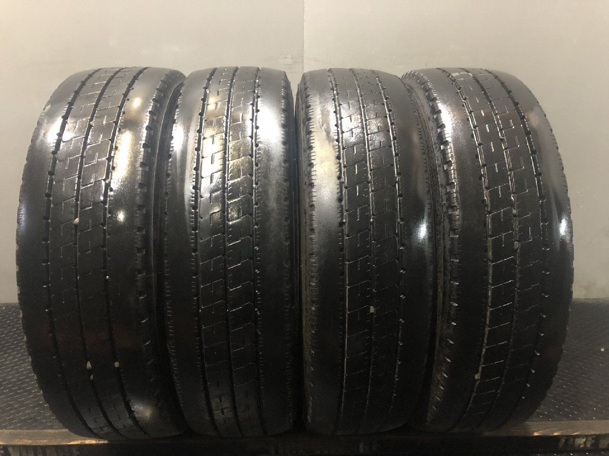 BS BRIDGESTONE DURAVIS R207 195/75R15 109/107N LT 15インチ ライト