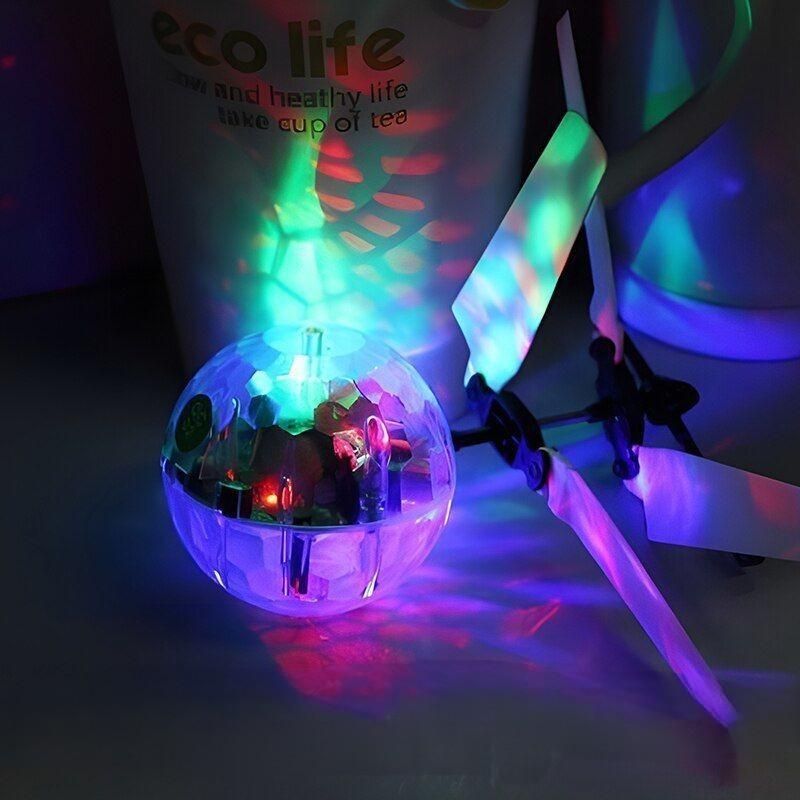 フライングボール LED ヘリボール 子供 おもちゃ 光る ラジコン ドローン