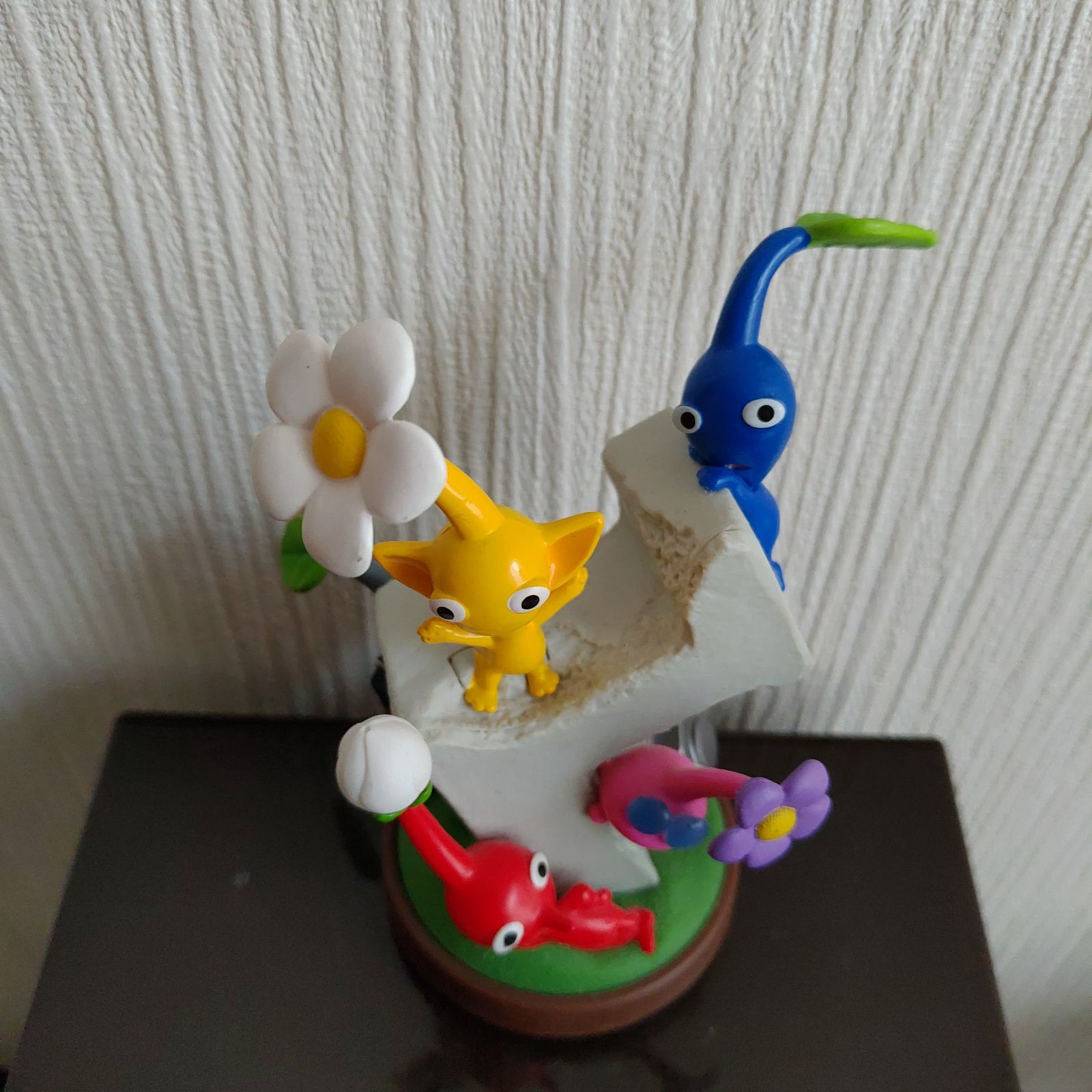 amiibo】ピクミン アミーボ - メルカリ