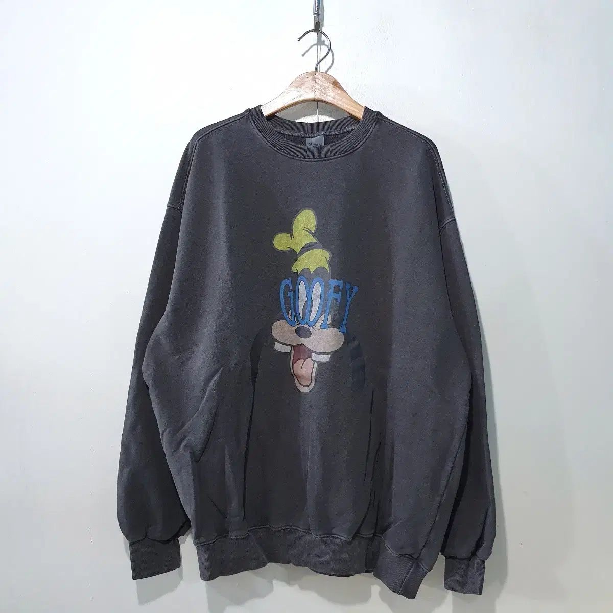 【雷市場（ポンジャン）商品韓国直送】 FW (新規) つづり グーフィー PIGMENT(ピグメント) パーカー 2color